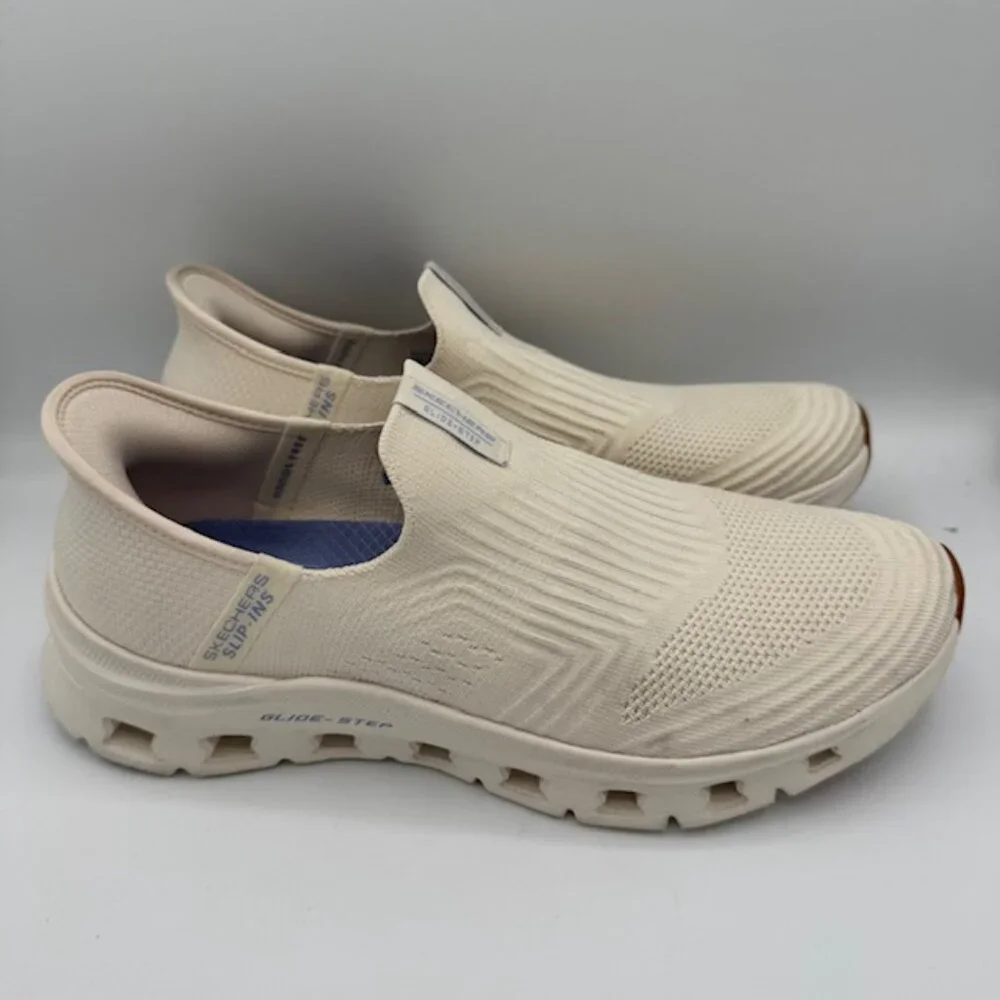 Skechers Women's Glide-Step Slip-Ins Sneakers Off White Size 9.5 - Picture 2 of 7
